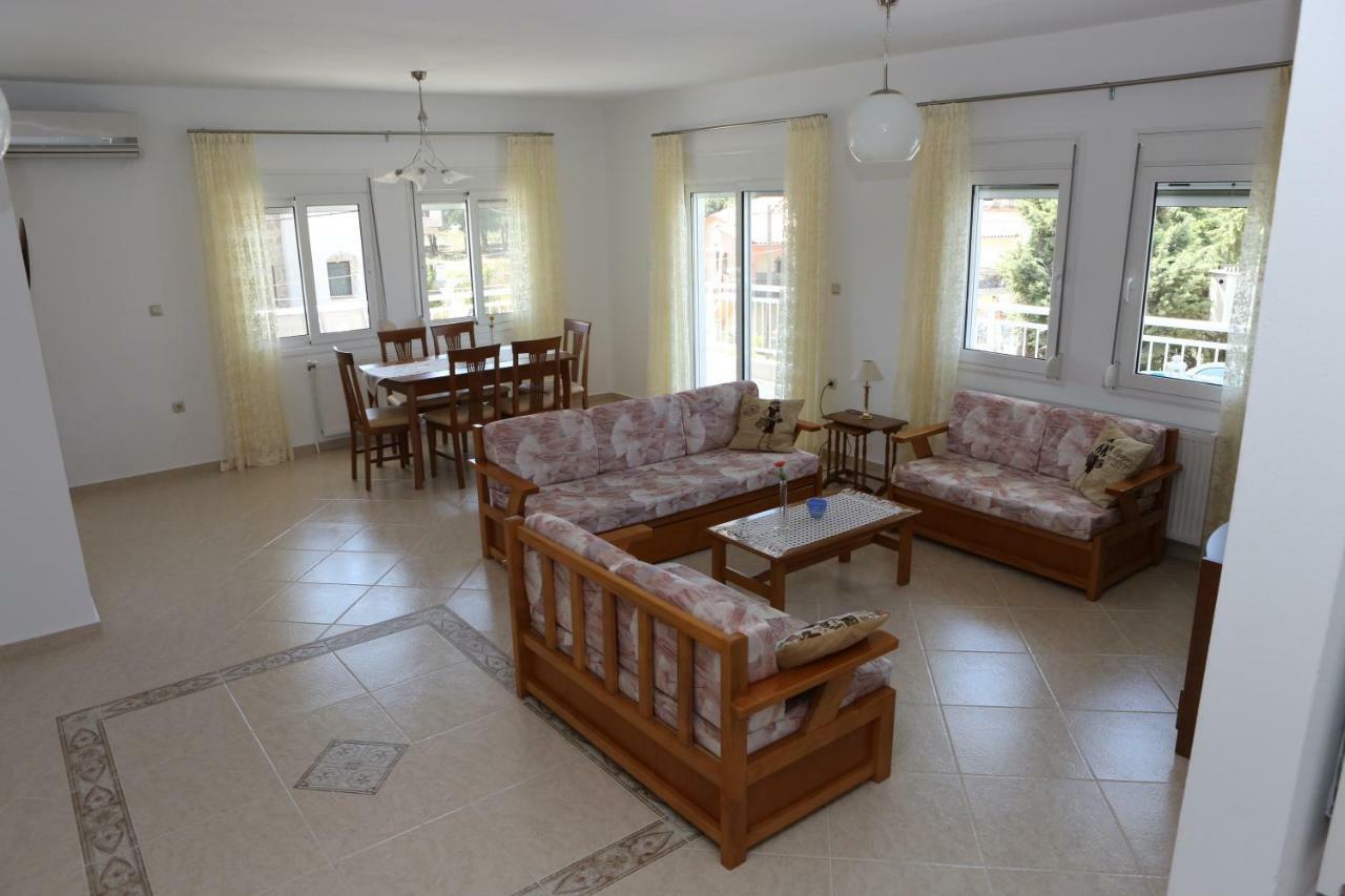 Despina Apartment 克拉默特 外观 照片